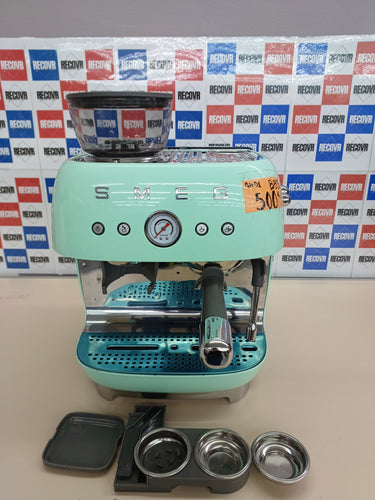 SMEG EGF03PGEU Cafetera Espresso con Molinillo, Plastic, Verde Pastel